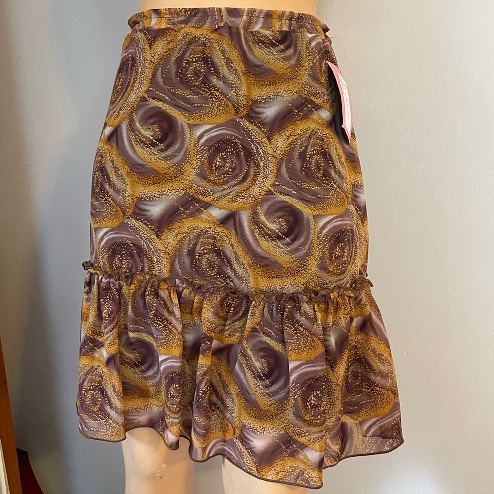 Flouncy skirt